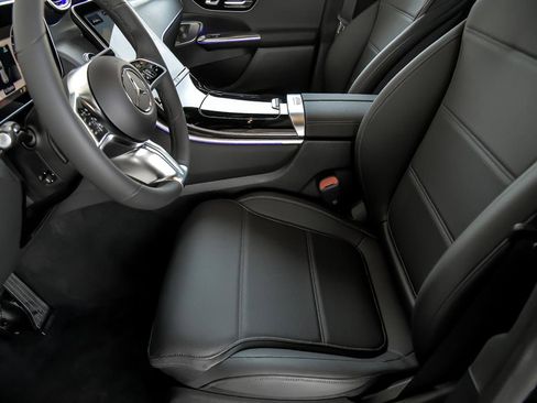 Certified 2025 Mercedes-Benz GLC 300 4MATIC image 13