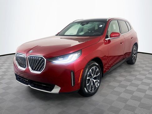 Used 2025 BMW X3 xDrive30i AWD/4WD image 3