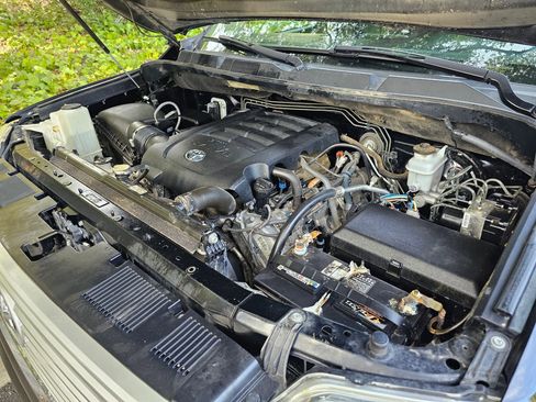 Used 2016 Toyota Tundra Limited image 49