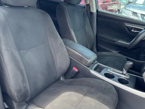 Used 2015 Nissan Altima 2.5 S w/ Power Driver Seat Package FWD image 13