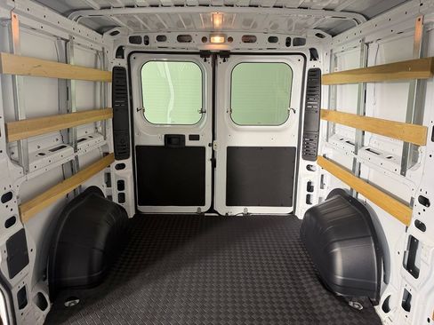 Used 2025 RAM ProMaster 2500 w/ U-Haul Equipment Group FWD image 19