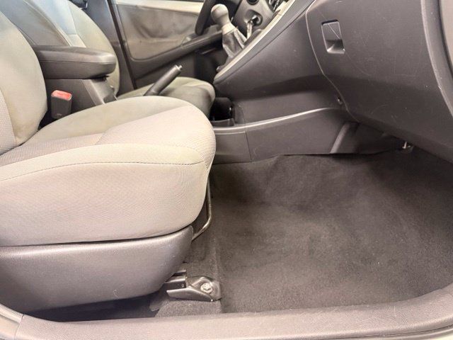 Used 2009 Toyota Matrix FWD image 22