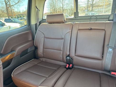 Used 2016 Chevrolet Silverado 2500 High Country w/ High Country Premium Package image 12