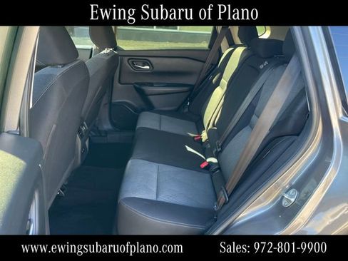 Used 2024 Nissan Rogue SV image 24