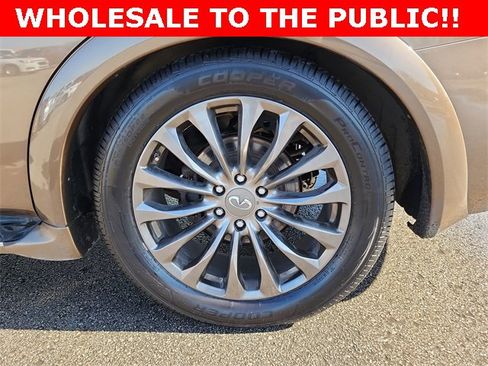 Used 2015 INFINITI QX80 Limited w/ Limited Package image 31