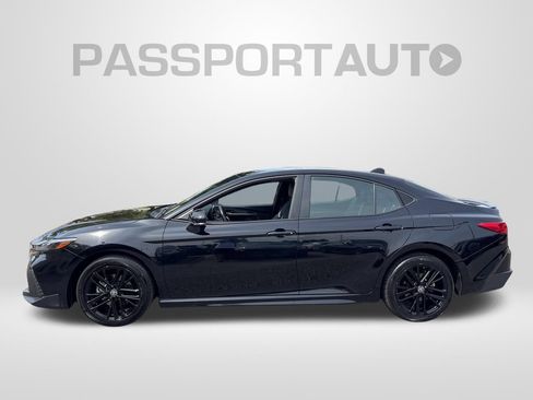 Used 2025 Toyota Camry SE w/ Convenience Package AWD/4WD image 2