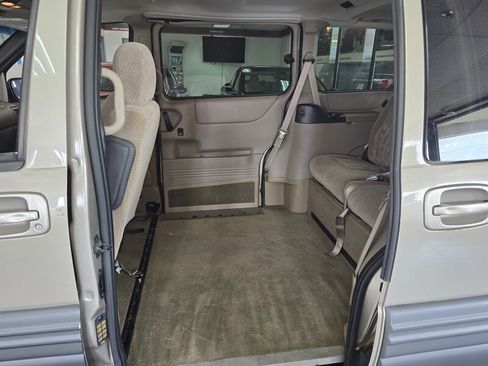 Used 2004 Pontiac Montana Extended w/ Convenience Package #1 image 11