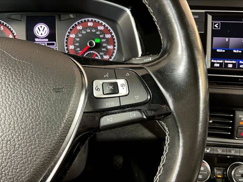 Used 2020 Volkswagen Jetta R-Line w/ R-Line Cold Weather Package FWD image 11