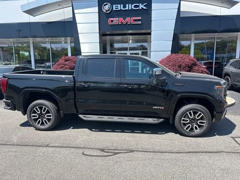 New 2026 GMC Sierra 1500 AT4 w/ AT4 Premium Package AWD/4WD image 2
