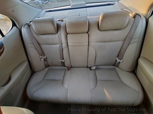 Used 2005 Lexus ES 330 image 22