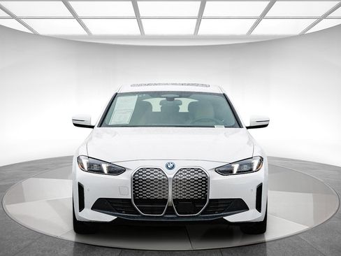 Used 2025 BMW i4 eDrive40 w/ Premium Package image 6