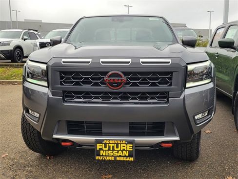 New 2026 Nissan Frontier PRO-4X w/ Pro-4x Convenience Package image 3