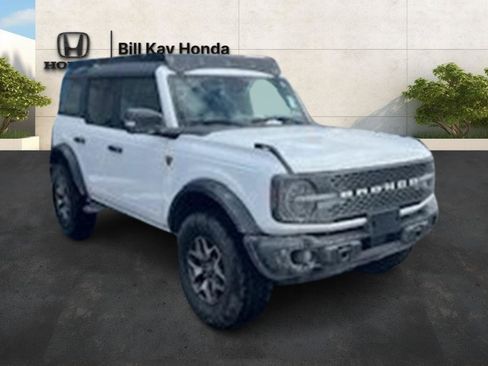 Used 2023 Ford Bronco Badlands image 1