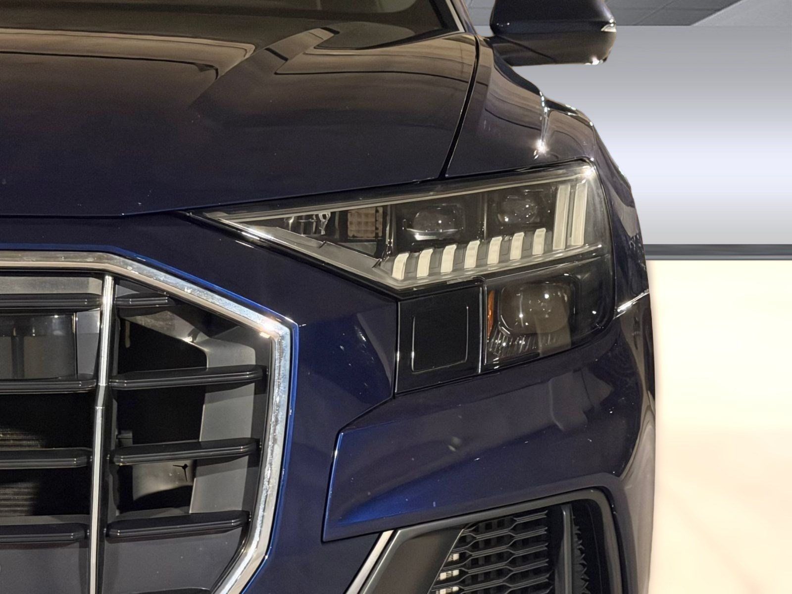 Used 2020 Audi Q8 Prestige w/ Prestige Package AWD/4WD image 11