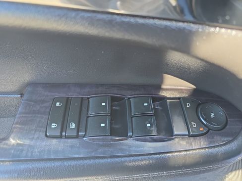 Used 2017 Buick Enclave Leather w/ Trailering Package FWD image 21