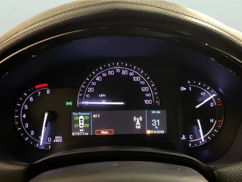 Used 2019 Cadillac XTS Luxury image 12