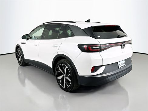 Used 2023 Volkswagen ID.4 Pro S image 5