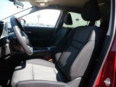 Used 2024 Nissan Rogue SV AWD/4WD image 19