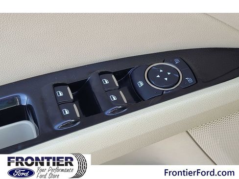 Used 2013 Ford Fusion Energi SE image 15