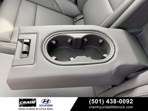 Used 2020 Porsche Taycan 4S w/ Premium Package image 31