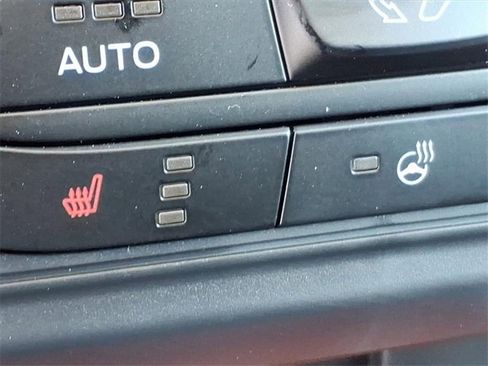 Used 2024 Ford Maverick XLT w/ XLT Luxury Package image 12