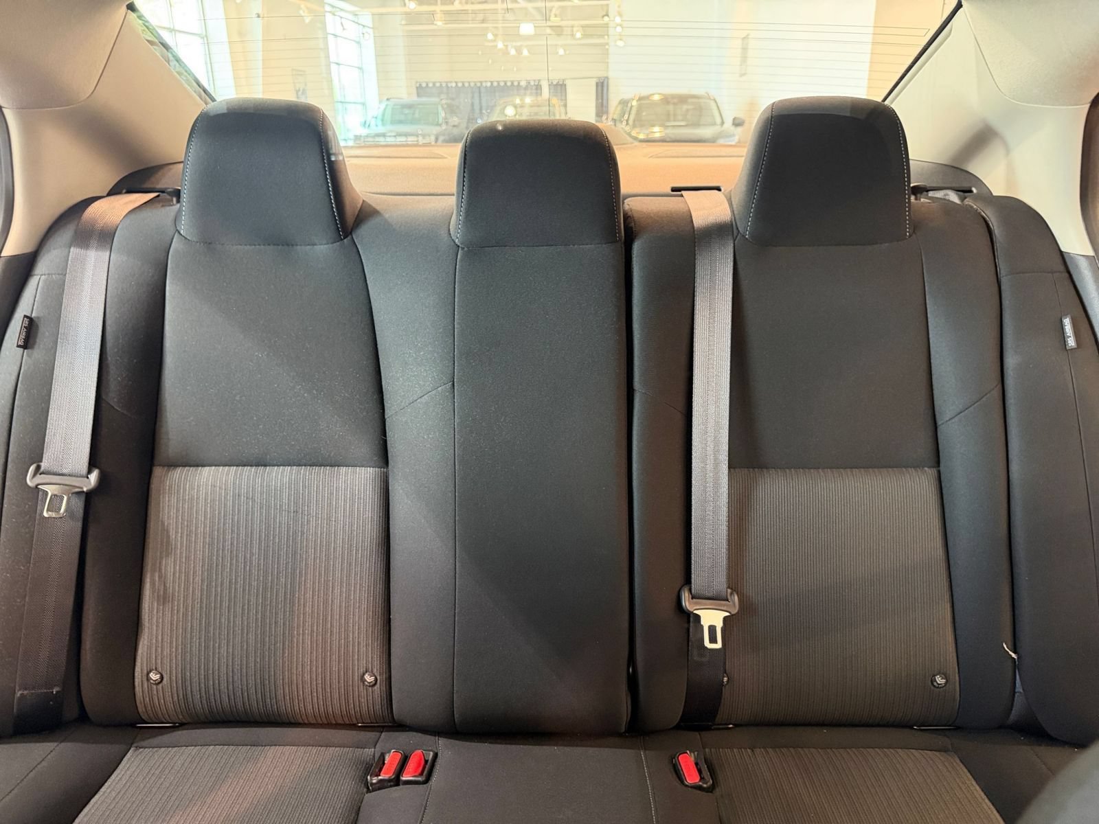 Used 2025 Nissan Sentra SV FWD image 36