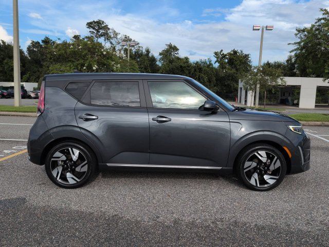 Used 2023 Kia Soul GT-Line w/ GT-Line Technology Package FWD image 3