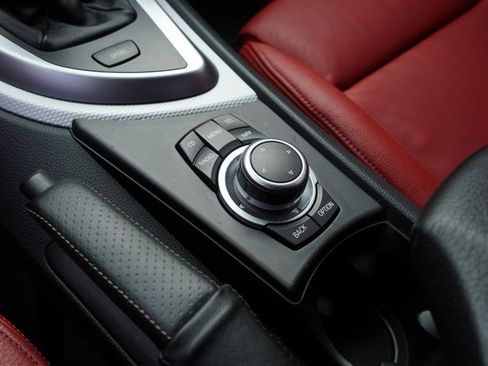 Used 2012 BMW 135i Convertible image 31