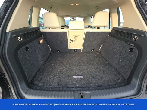 Used 2016 Volkswagen Tiguan S image 14