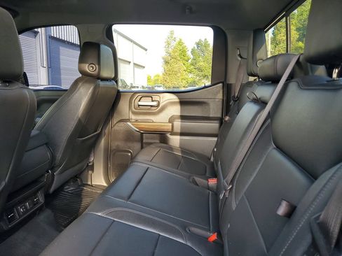 Used 2021 Chevrolet Silverado 1500 LT w/ Convenience Package II AWD/4WD image 12