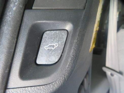 Used 2012 Toyota Sequoia Platinum AWD/4WD image 61