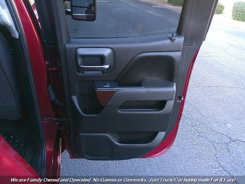 Used 2017 GMC Sierra 1500 SLE w/ SLE Value Package image 28