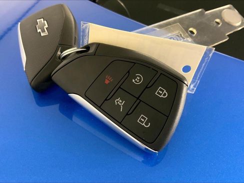 Used 2025 Chevrolet Blazer EV RS AWD/4WD image 12