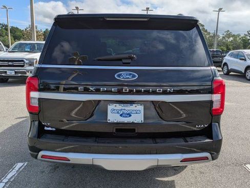 Certified 2024 Ford Expedition Max XLT RWD image 4