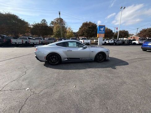 New 2025 Ford Mustang GT Premium w/ GT Performance Package image 31
