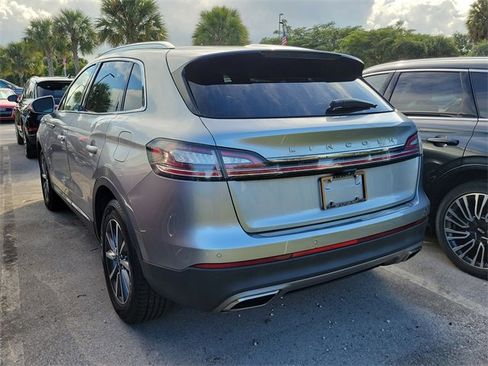 Certified 2021 Lincoln Nautilus FWD image 4