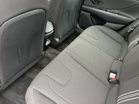 Certified 2025 Hyundai Elantra SEL image 15