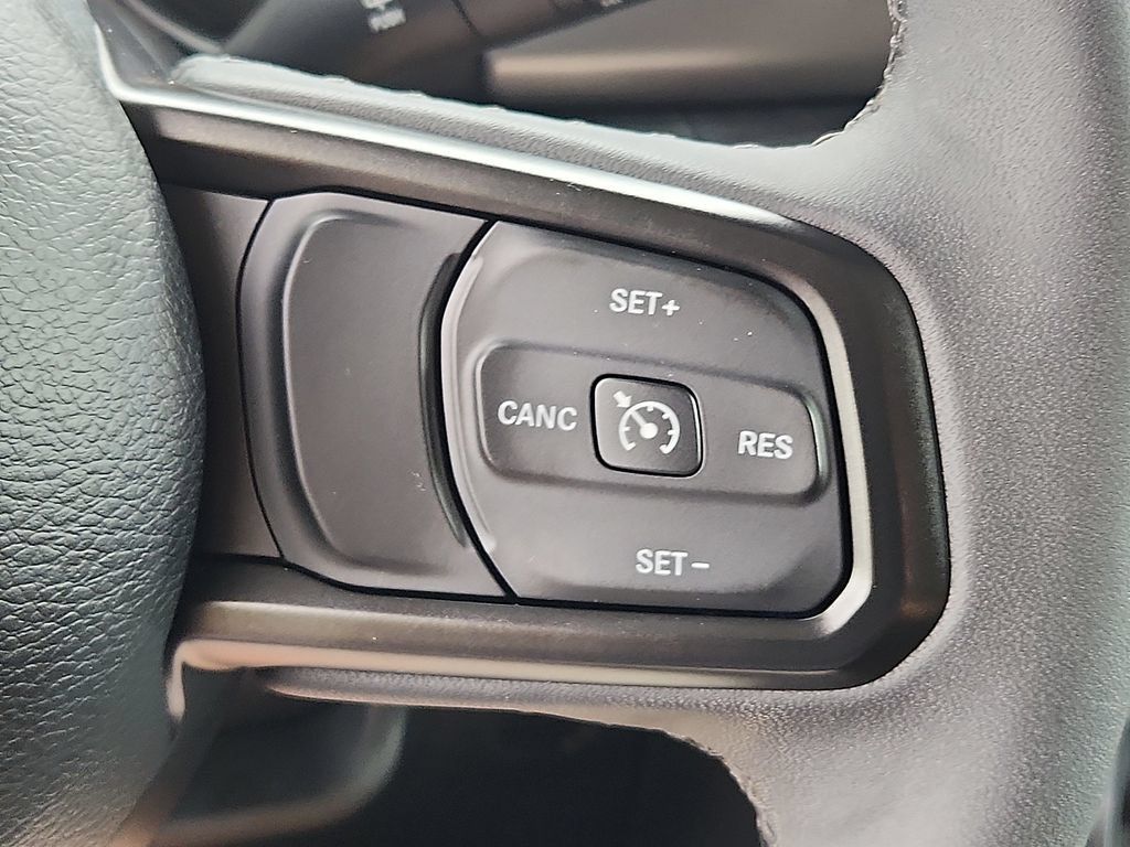 Used 2023 Jeep Wrangler Unlimited w/ Cold Weather Group AWD/4WD image 22