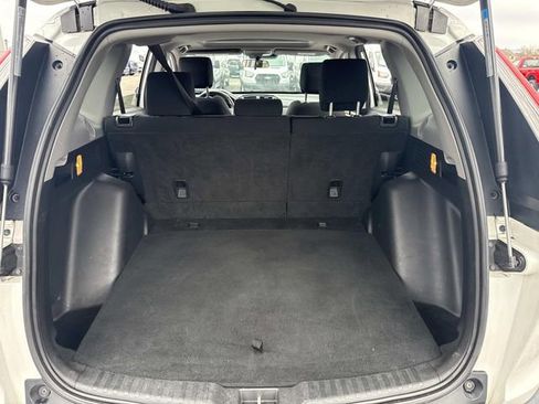 Used 2019 Honda CR-V EX image 8