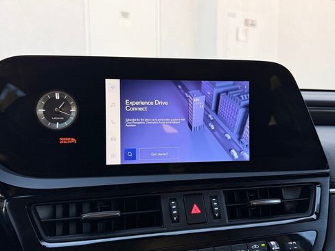 Certified 2025 Lexus ES 350 w/ Accessory Package (Z1) image 14