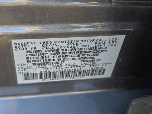 Used 2025 Nissan Sentra SV w/ SV Premium Package FWD image 28