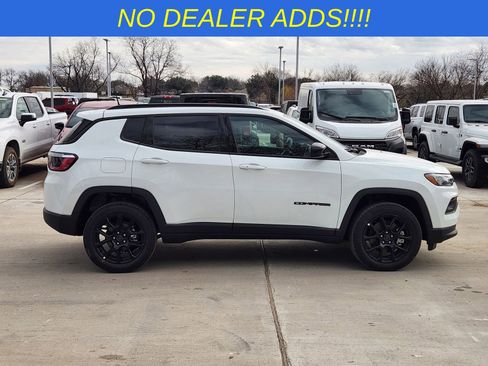 New 2026 Jeep Compass Latitude AWD/4WD image 7
