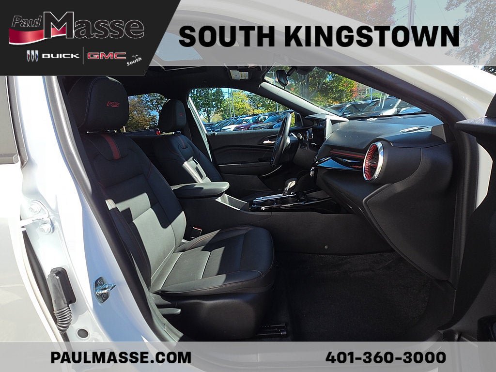 Used 2024 Chevrolet Trax RS w/ Sunroof Package FWD image 30
