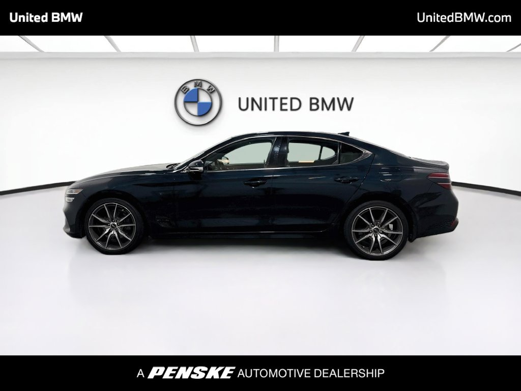 Used 2022 Genesis G70 2.0T w/ Prestige Package RWD image 8