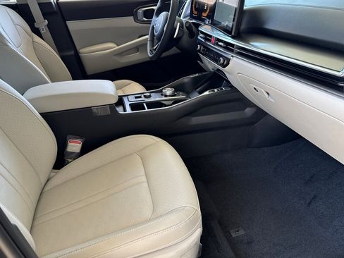 New 2025 Kia Sorento EX image 14