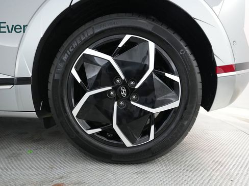 Used 2024 Hyundai Ioniq 5 Limited image 9