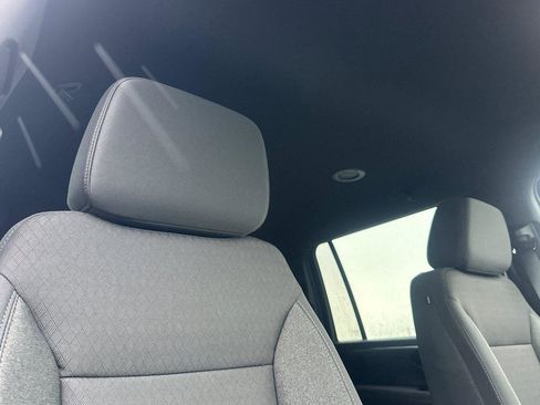 New 2026 Chevrolet Suburban LS image 16