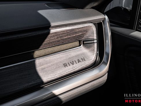 Used 2022 Rivian R1T Adventure image 43