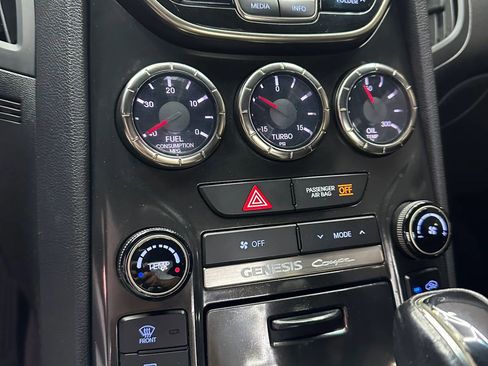 Used 2014 Hyundai Genesis 2.0T image 14