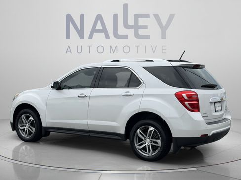Used 2017 Chevrolet Equinox Premier w/ Enhanced Convenience Package FWD image 3